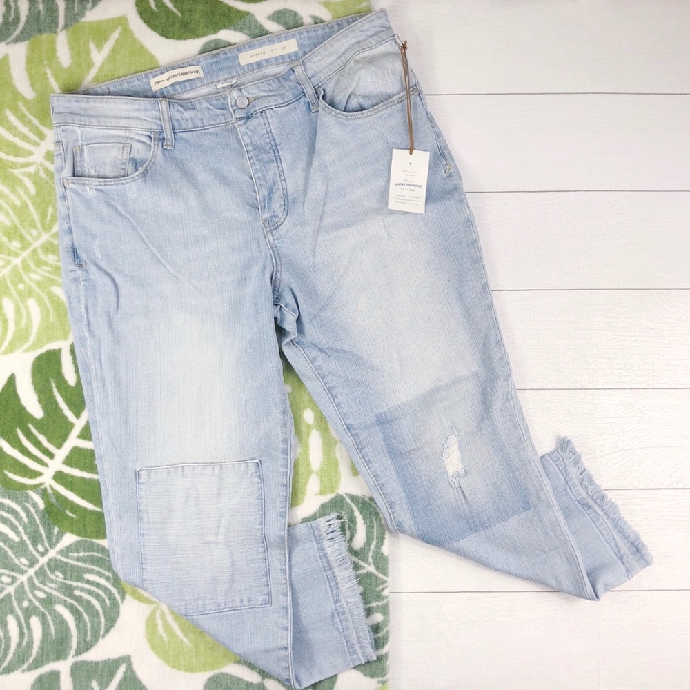 Pilcro And The Letterpress Hyphen Raw Hem Jean
